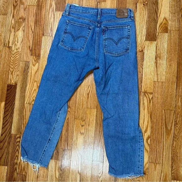 Levi’s Wedgie‎ Straight Jean - Picture 3 of 3